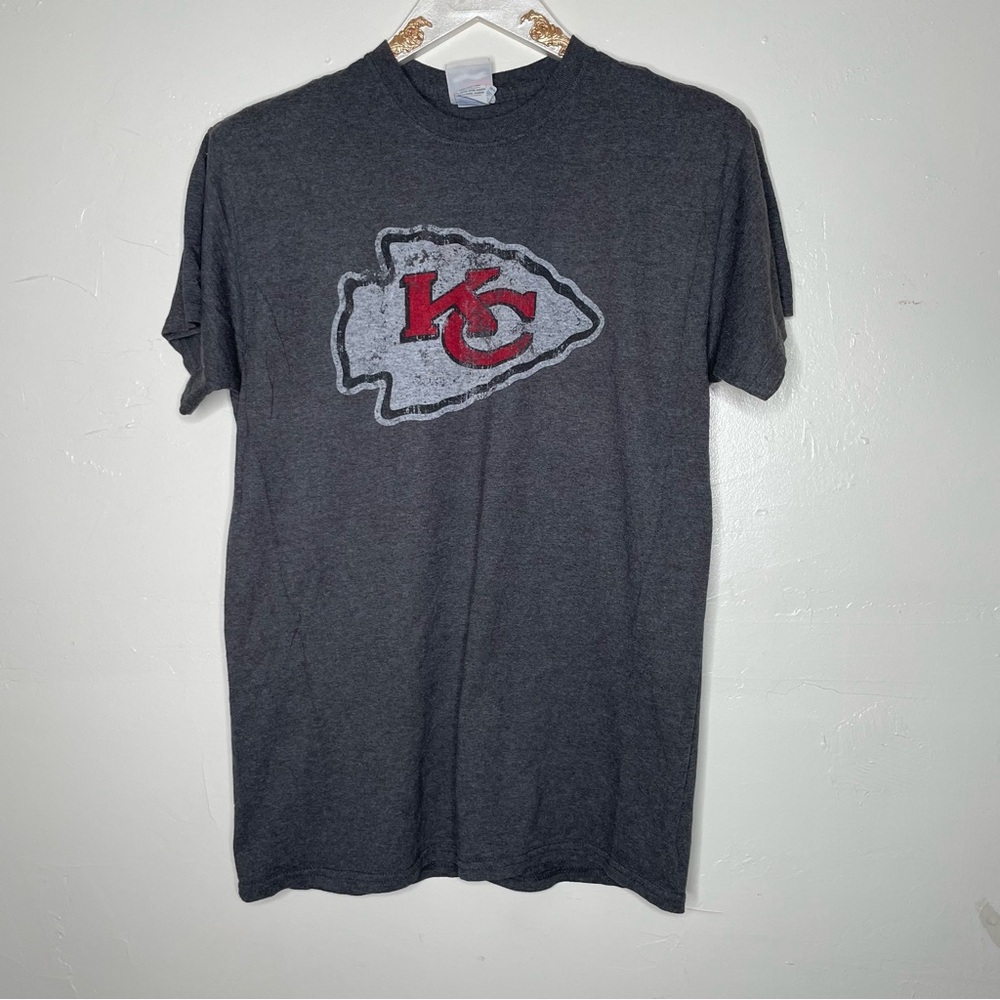KANSAS CITY CHIEFS GRAY FOOTBALL NFL T SHIRT SZ M